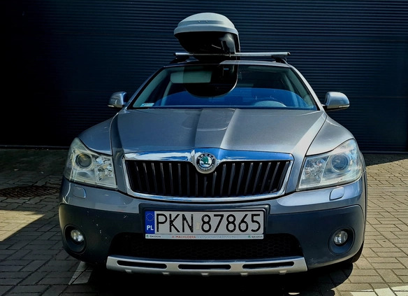 Skoda Octavia cena 29900 przebieg: 305000, rok produkcji 2012 z Grybów małe 56